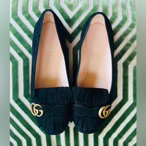 Authentic GUCCI SUEDE Flats w/LG DOUBLE G's
